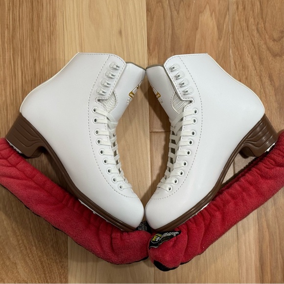 Jackson Ultima Excel JS1290 Ladies Women White Figure Ice Skates Size 4.5 C - Picture 10 of 12